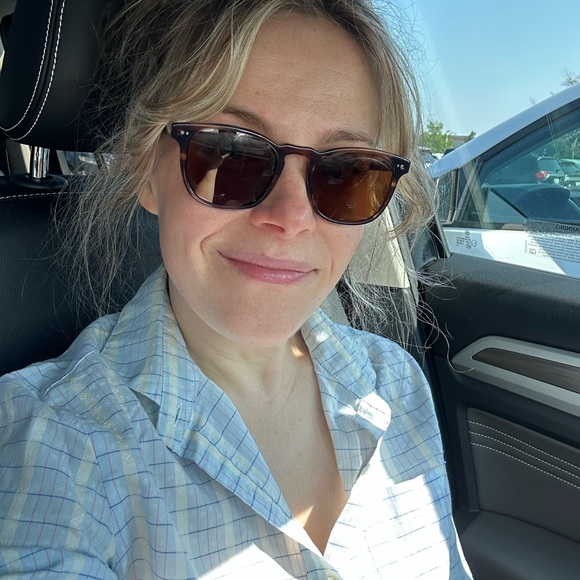 Meet your Posher, Michelle - Picture 1 of 1